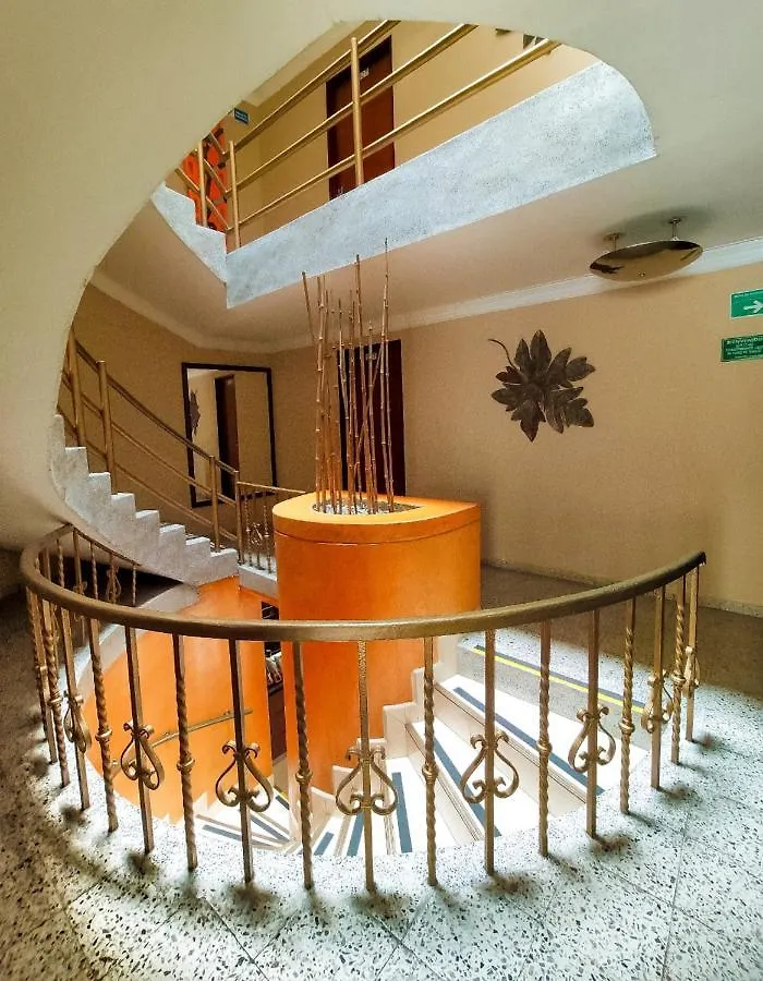 Hotel Capitolio Medellín 2*,